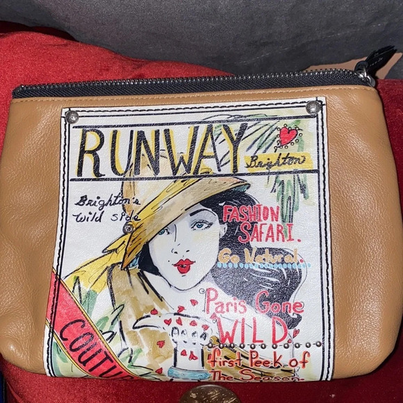 Brighton Couture  Fashionista Runway Tan zipper leather clutch - Picture 4 of 12